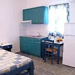 Anixis Paros *