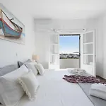 Anixis Paros *
