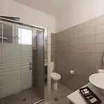 Anixis Paros