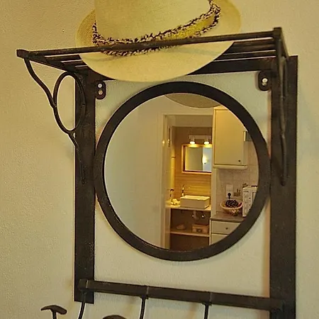 Anixis Paros Apartman