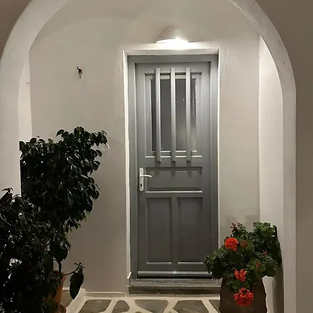 Anixis Paros Lägenhet *